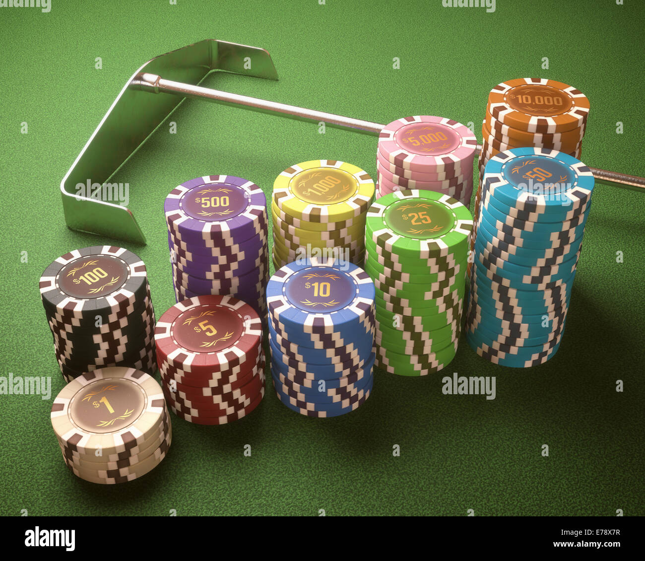 Bunte Chips am grünen Tisch. Konzept der Casino- und Glücksspiel. Clipping-Pfad auf den Chips. Stockfoto
