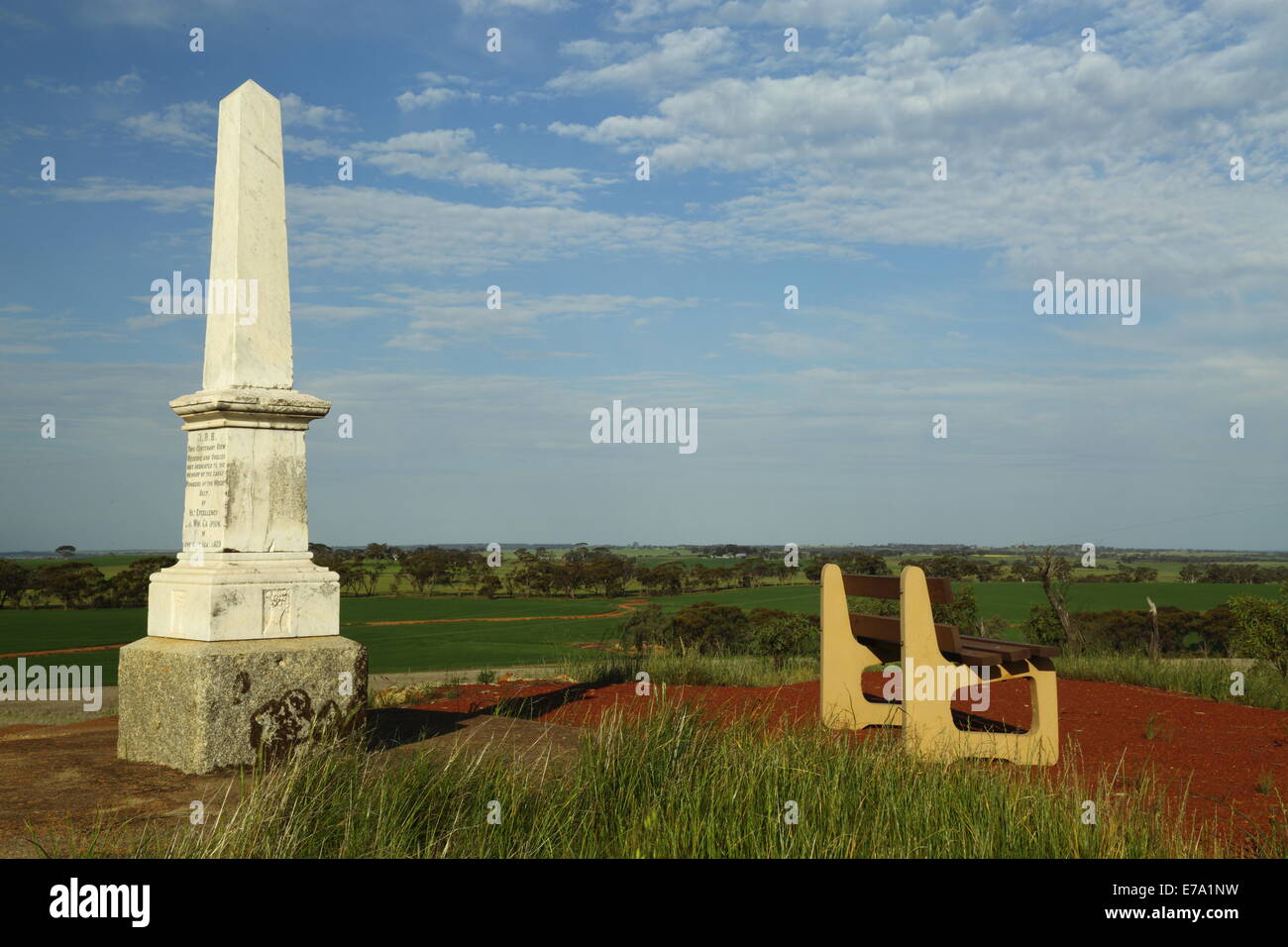 Hundertjährige Ansicht Reserve und Obelisken in der Nähe von Northam, Western Australia Stockfoto