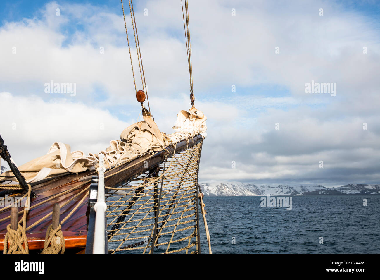 Segelschiff Oosterschelde in antarktischen Gewässern Stockfoto
