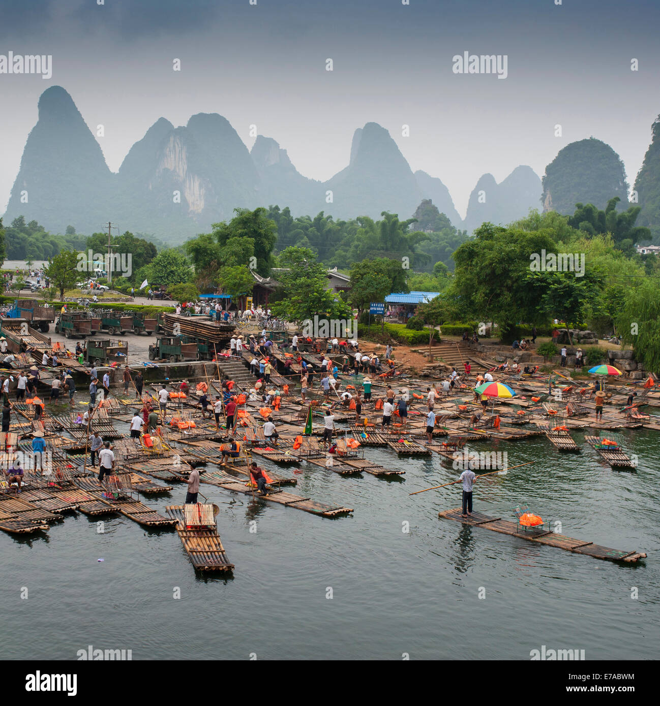 Rafting in Yangshou, China Stockfoto