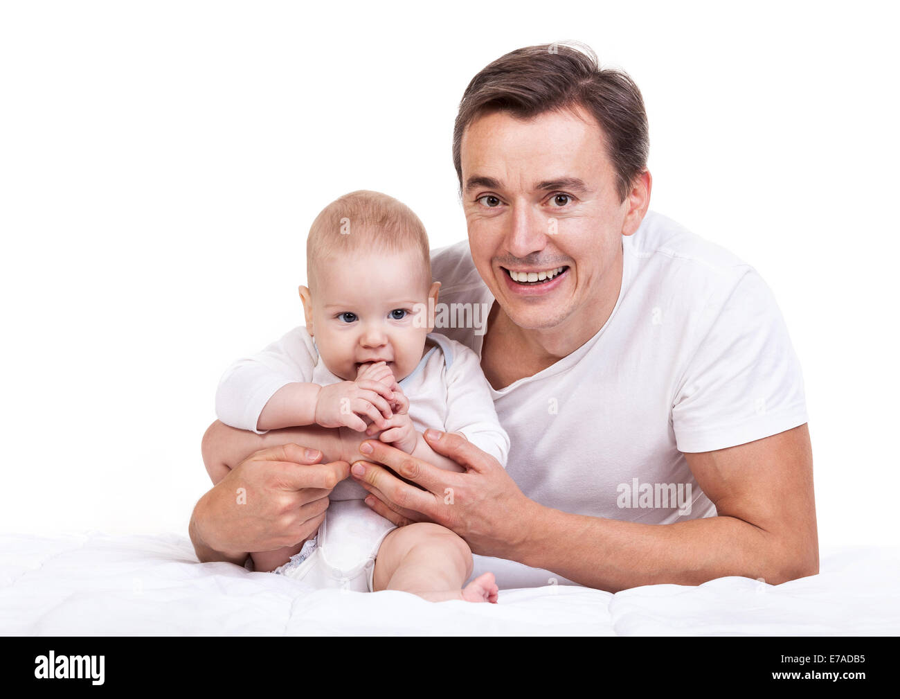 Kaukasischen jungen Vater mit Sohn auf weißem Hintergrund Stockfoto