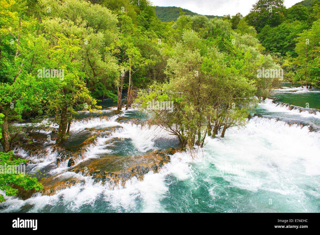 Stromschnellen am Fluss Una. Martin Brod, Bosnien und Herzegowina Stockfoto