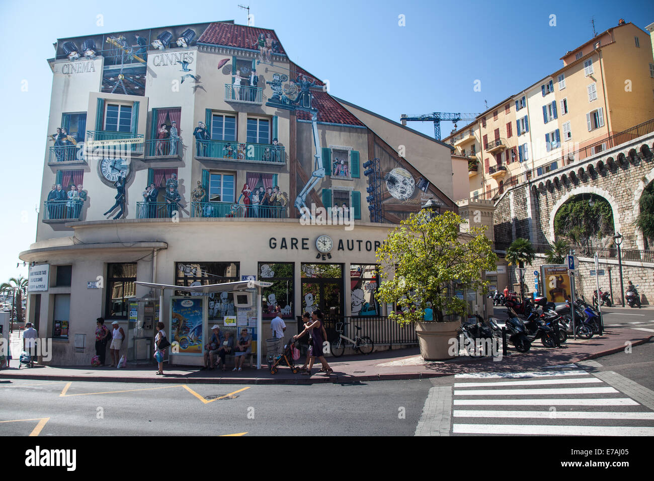 Cannes-Stände und kleine Märkte Stockfoto