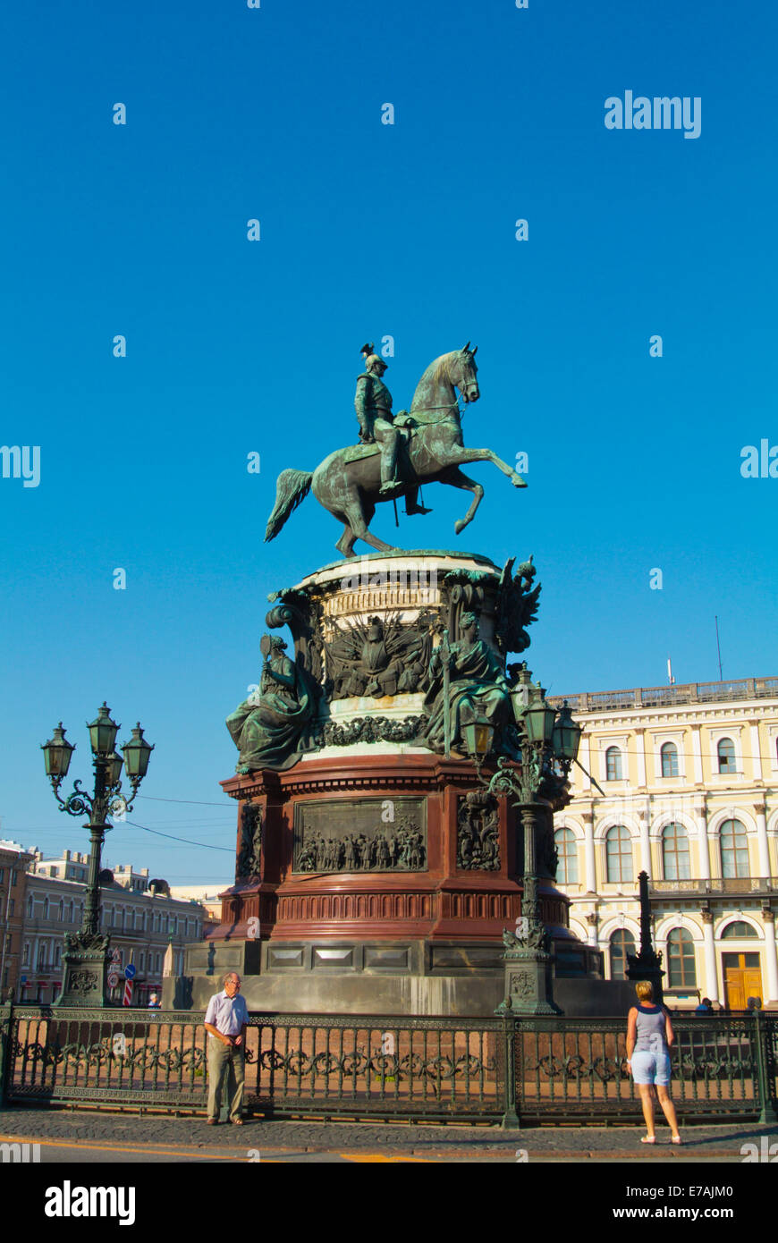 Statue von Nikolaus i., St Isaacs Quadrat, Sankt Petersburg, Russland, Mitteleuropa Stockfoto