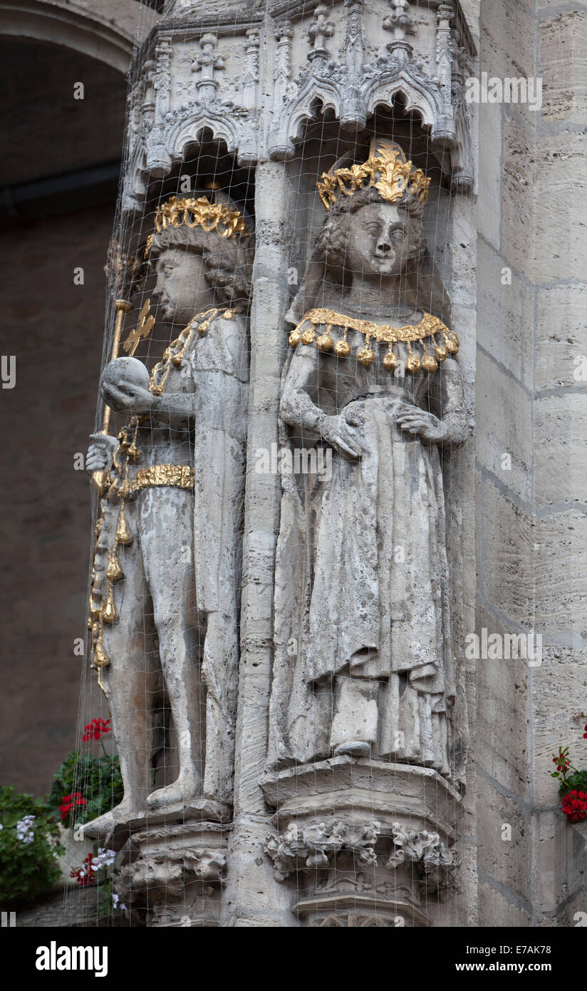 Kaiser Otto IV. und Maria die, Figuren des historischen Rathauses, Altstadt Marktplatz, Brunswick, Niedersachsen, Deutschland, Europa, Stockfoto
