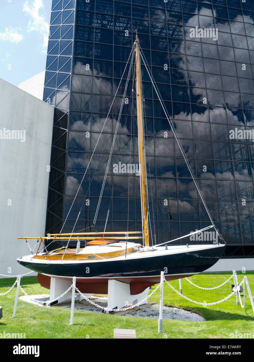 JFK Yacht VICTURA am JFK-Bibliothek und Museum, Dorchester Bay, Boston Masse Stockfoto