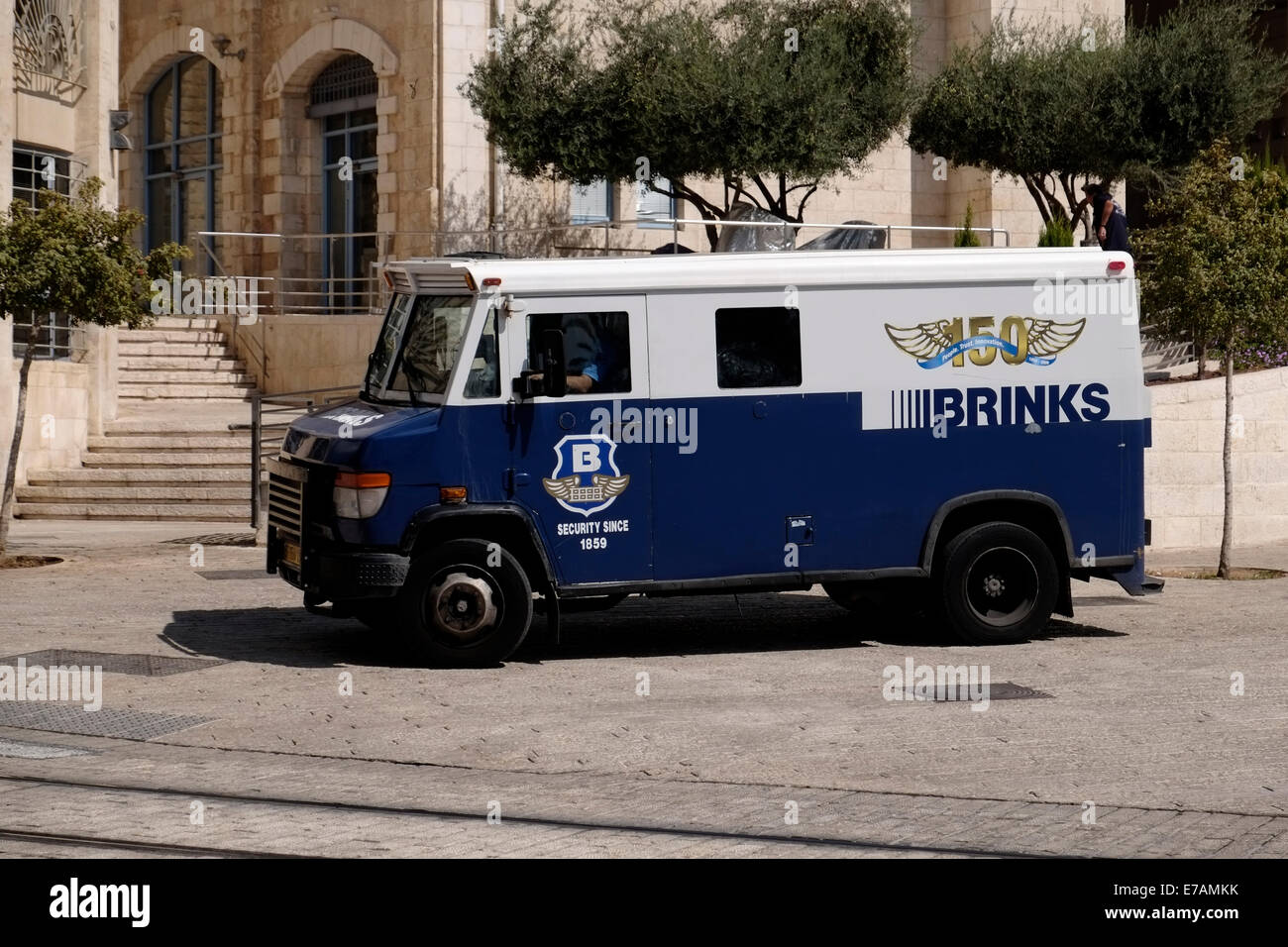 Ein Bullet-resistenten gepanzerten Cash transport Auto von Brink's Company in Jerusalem Israel Stockfoto