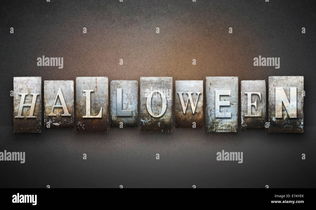 Das Wort HALLOWEEN in Vintage Buchdruck Art geschrieben Stockfoto