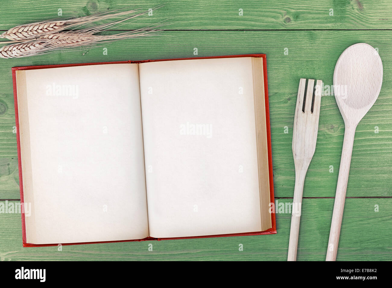 Rezept Buch Draufsicht auf Holztisch Stockfoto