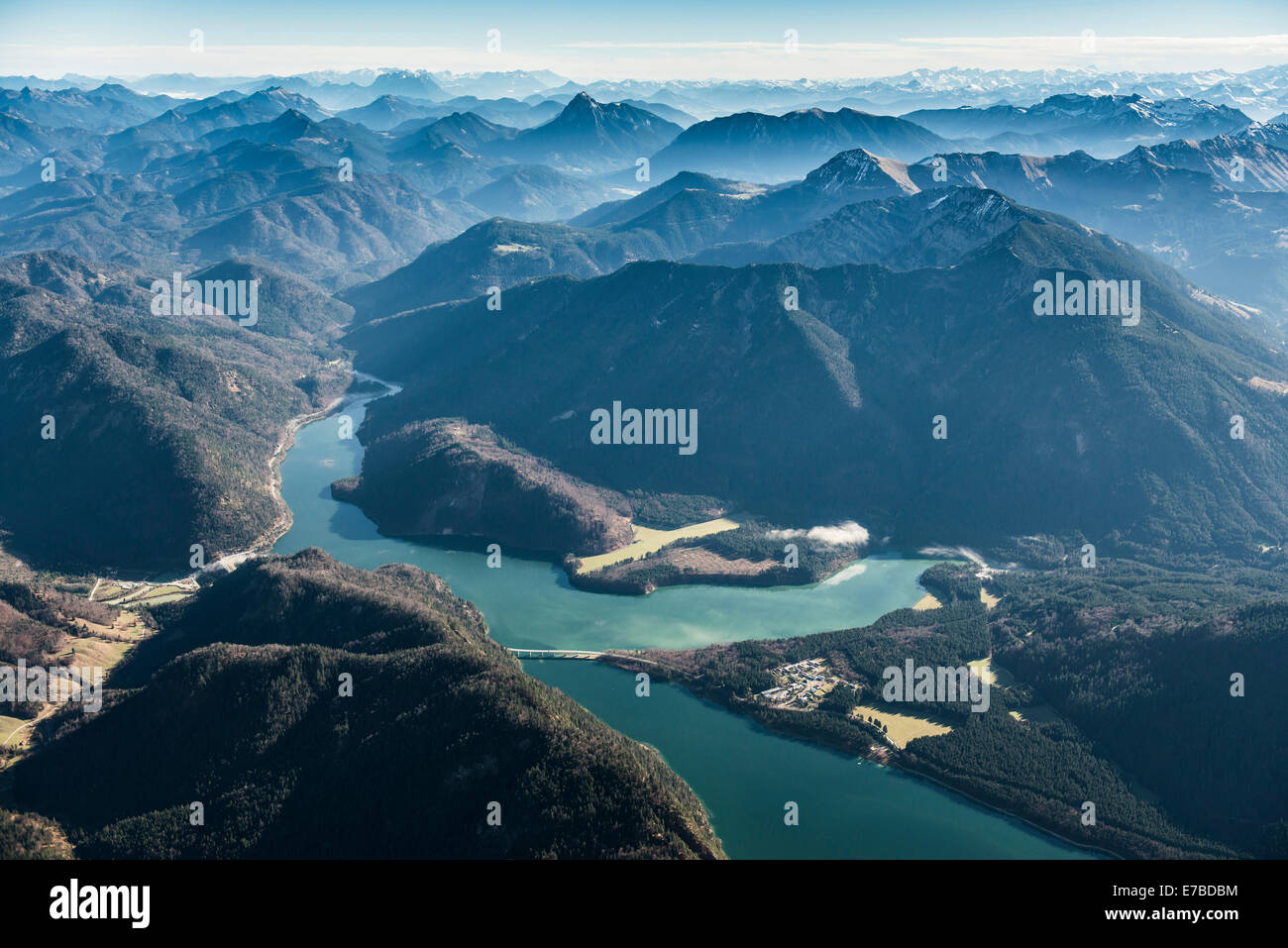 Luftaufnahme, Sylvensteinspeicher Damm in der Nähe von Lenggries, Upper Bavaria, Bavaria, Germany Stockfoto