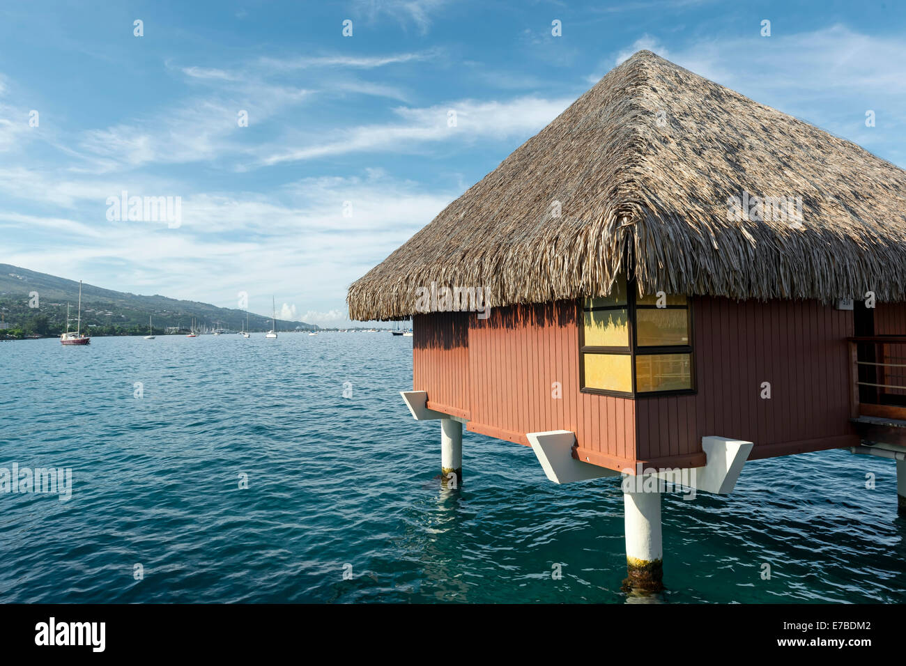 Overwater Bungalows, Moorea, Französisch-Polynesien Stockfoto
