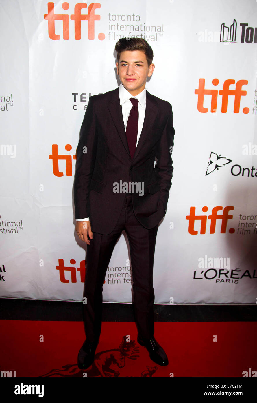 Toronto, Kanada. 12. Sep, 2014. Schauspieler Tye Sheridan posiert für Fotos vor der Premiere des Films "Die Fälscher" Roy Thompson Hall während der 39. Toronto International Film Festival in Toronto, Kanada, 12. September 2014. Bildnachweis: Zou Zheng/Xinhua/Alamy Live-Nachrichten Stockfoto