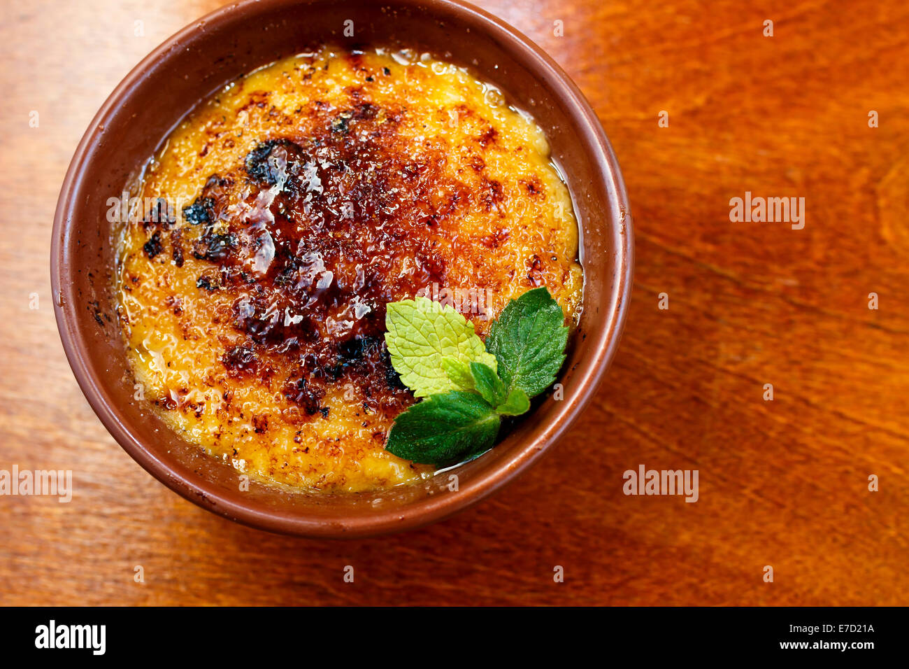 Crema catalana -Fotos und -Bildmaterial in hoher Auflösung – Alamy Crema catalana -Fotos und -Bildmaterial in hoher Auflösung – Alamy