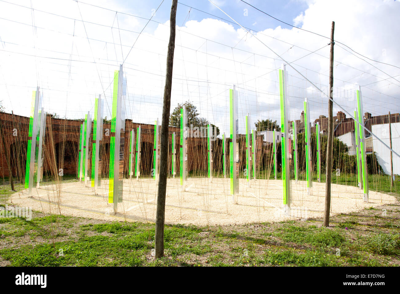 Folkestone Triennale 2014: Jyll Bradley ist grün (für m.r.) Stockfoto