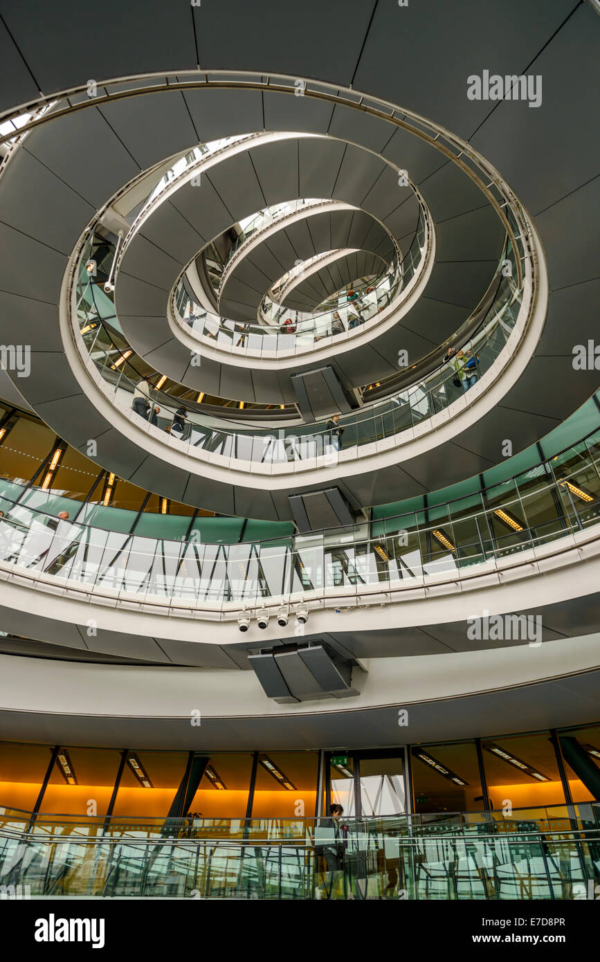 London City Hall Innenraum beim Tag der offenen Tür am Wochenende, Southwark, London Stockfoto