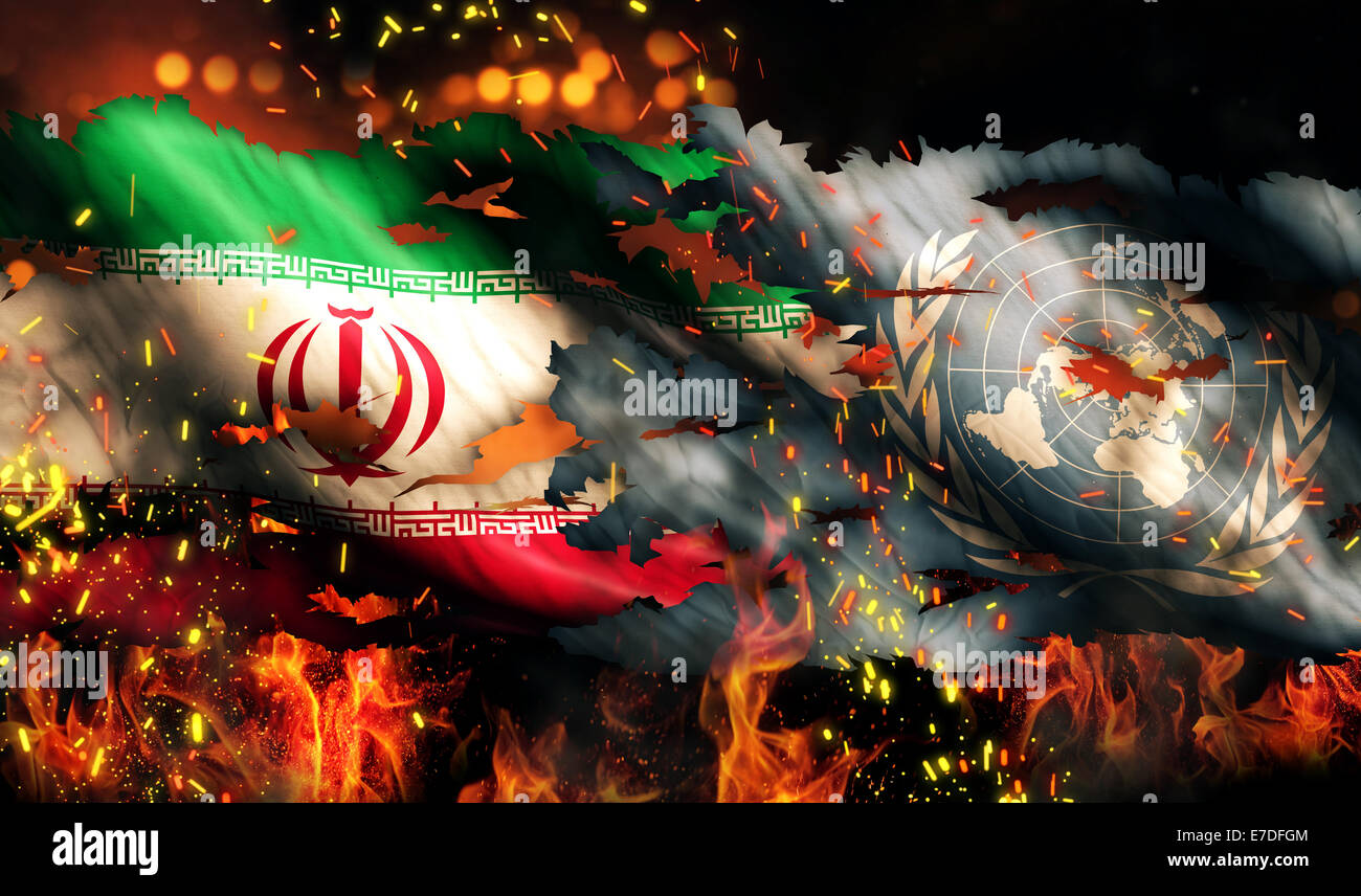 Iran UN-Flagge Krieg zerrissenen Feuer internationaler Konflikte 3D Stockfoto