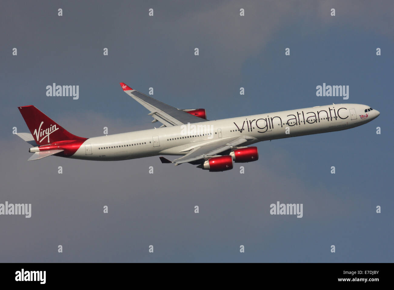 VIRGIN ATLANTIC Airbus A340-600 Stockfoto