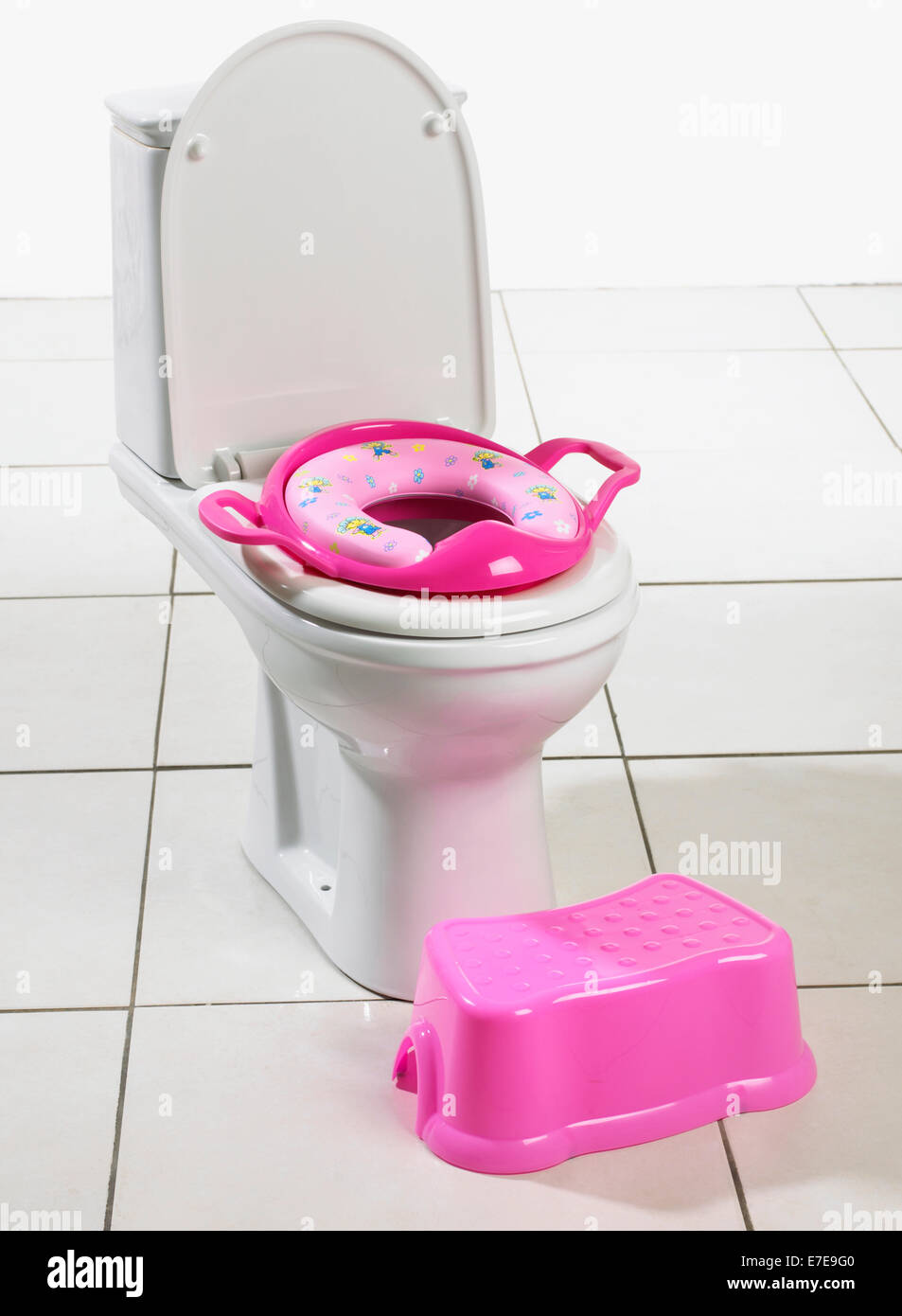 Toilette mit Sitz für Kleinkind Stockfoto