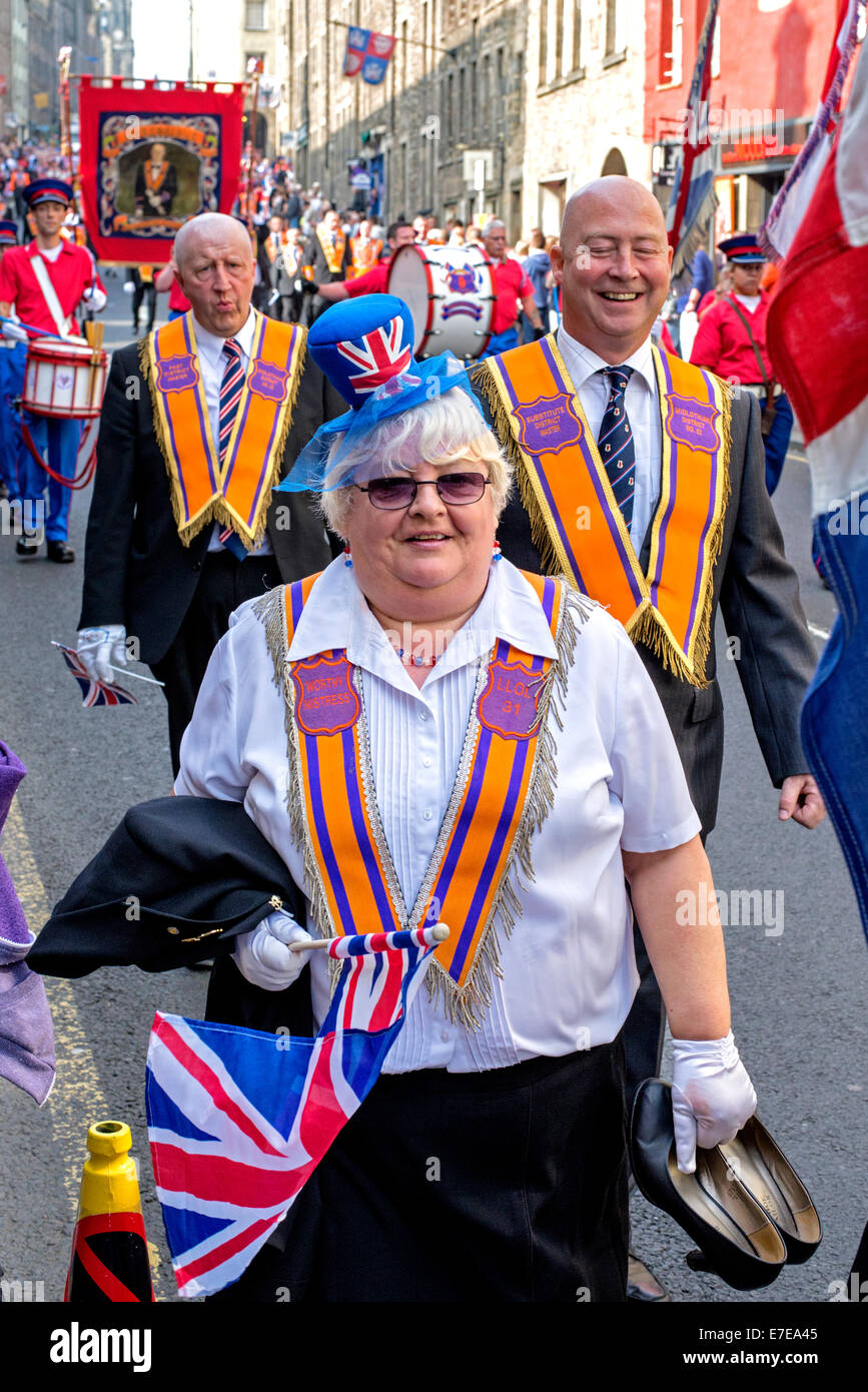 Mitglieder der Oranier-Orden in Schottland März zur Unterstützung der Union im Vorfeld bis zum Referendum über die schottische Unabhängigkeit. Stockfoto