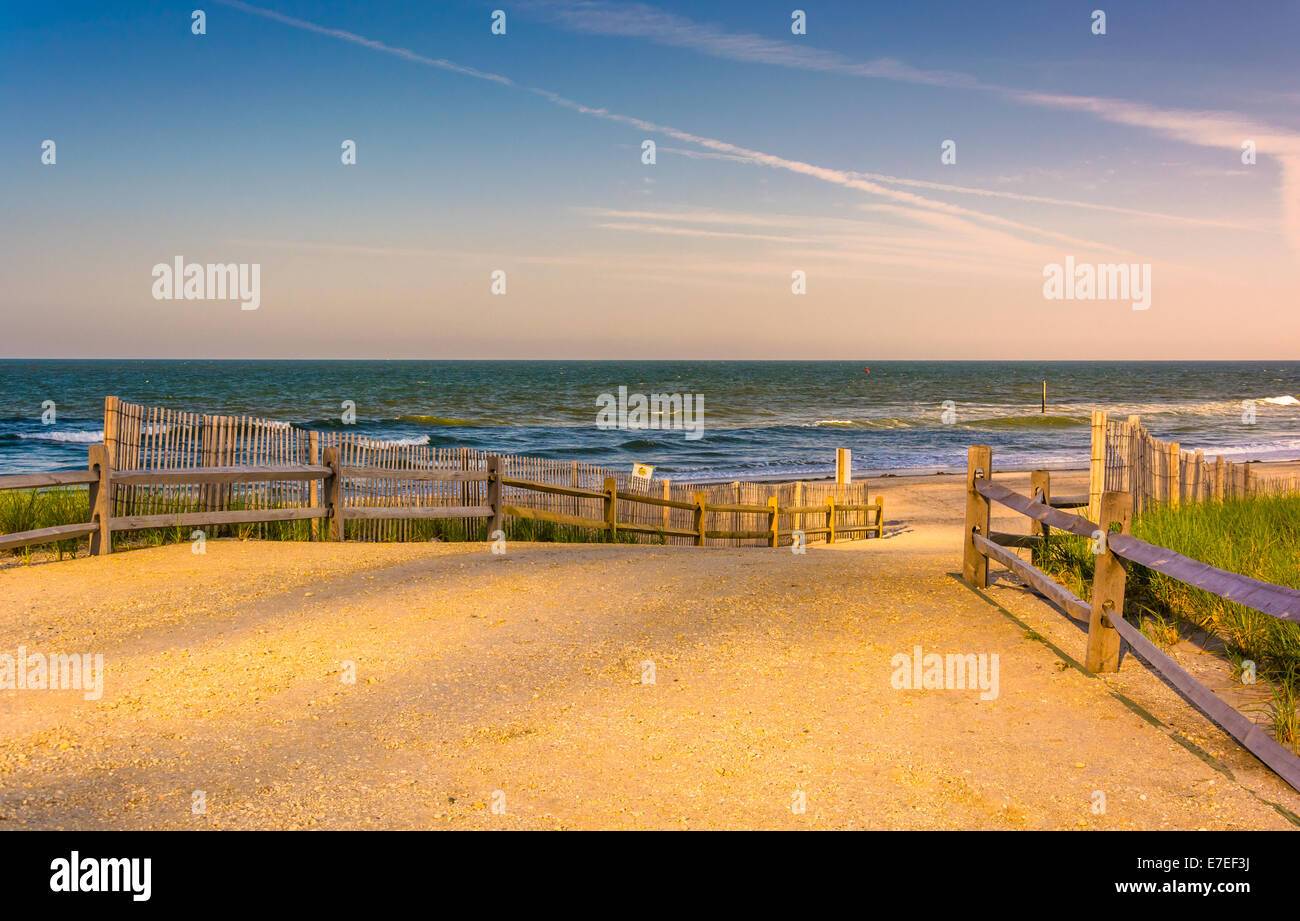 Pfad zu den Atlantischen Ozean in Atlantic City, New Jersey. Stockfoto