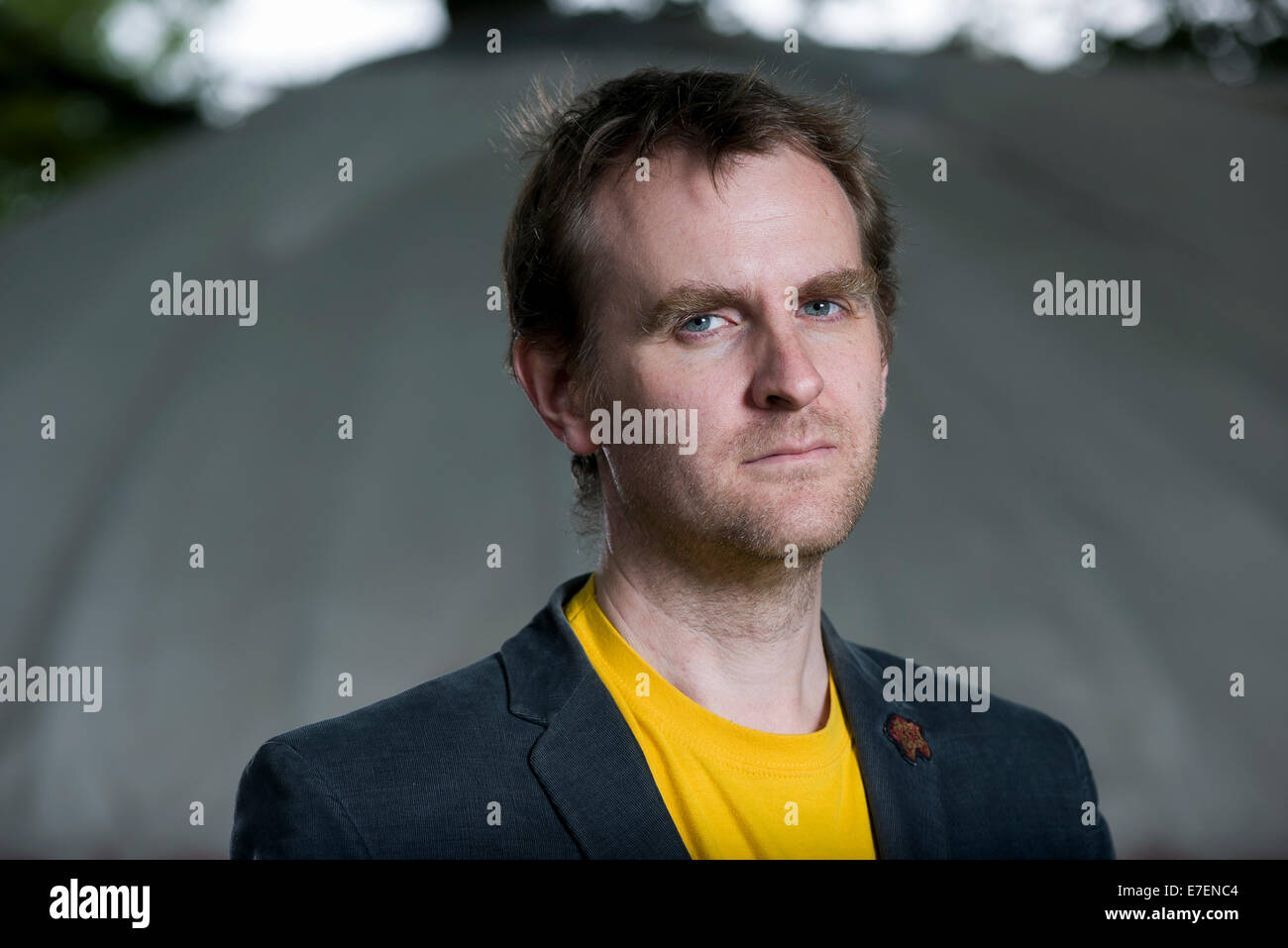 Schriftsteller und Kommentator Nick Harkaway erscheint das Edinburgh International Book Festival. Stockfoto