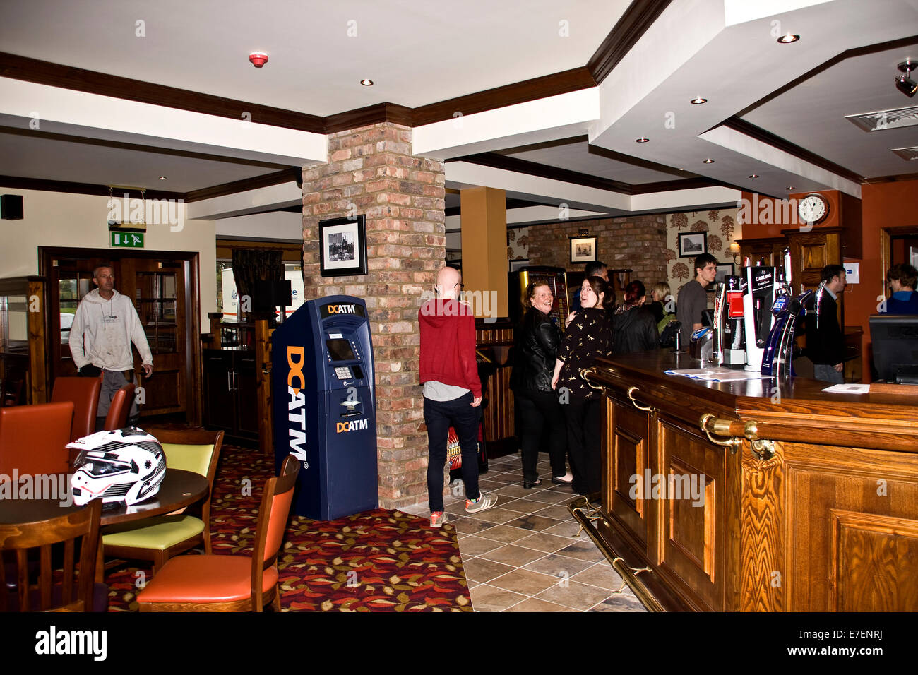 15. September 2014 Könige Eröffnungstag an die Greene King Family Restaurant Kingsway Bauernhof entlang Cross Road in Dundee, Großbritannien Stockfoto