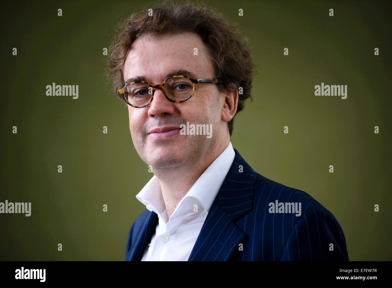 Komponist und Festivaldirektor Jonathan Mills erscheint das Edinburgh International Book Festival. Stockfoto