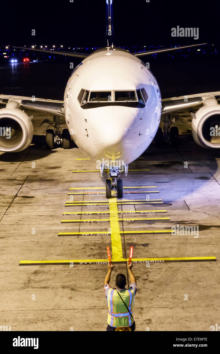 Hawaii, Hawaiian, Oahu, Honolulu, internationaler Flughafen Honolulu, HNL, Asphalt, Gate, ankommender Flug, Flugzeug, Verkehrsflugzeug Flugzeug Flugzeug Flugzeug Flugzeug Aero Stockfoto