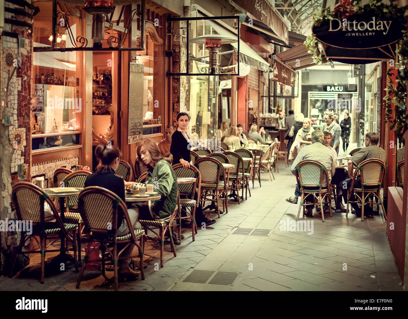 Elegante Melbourne Café und Restaurant Lane Block Platz Stockfoto