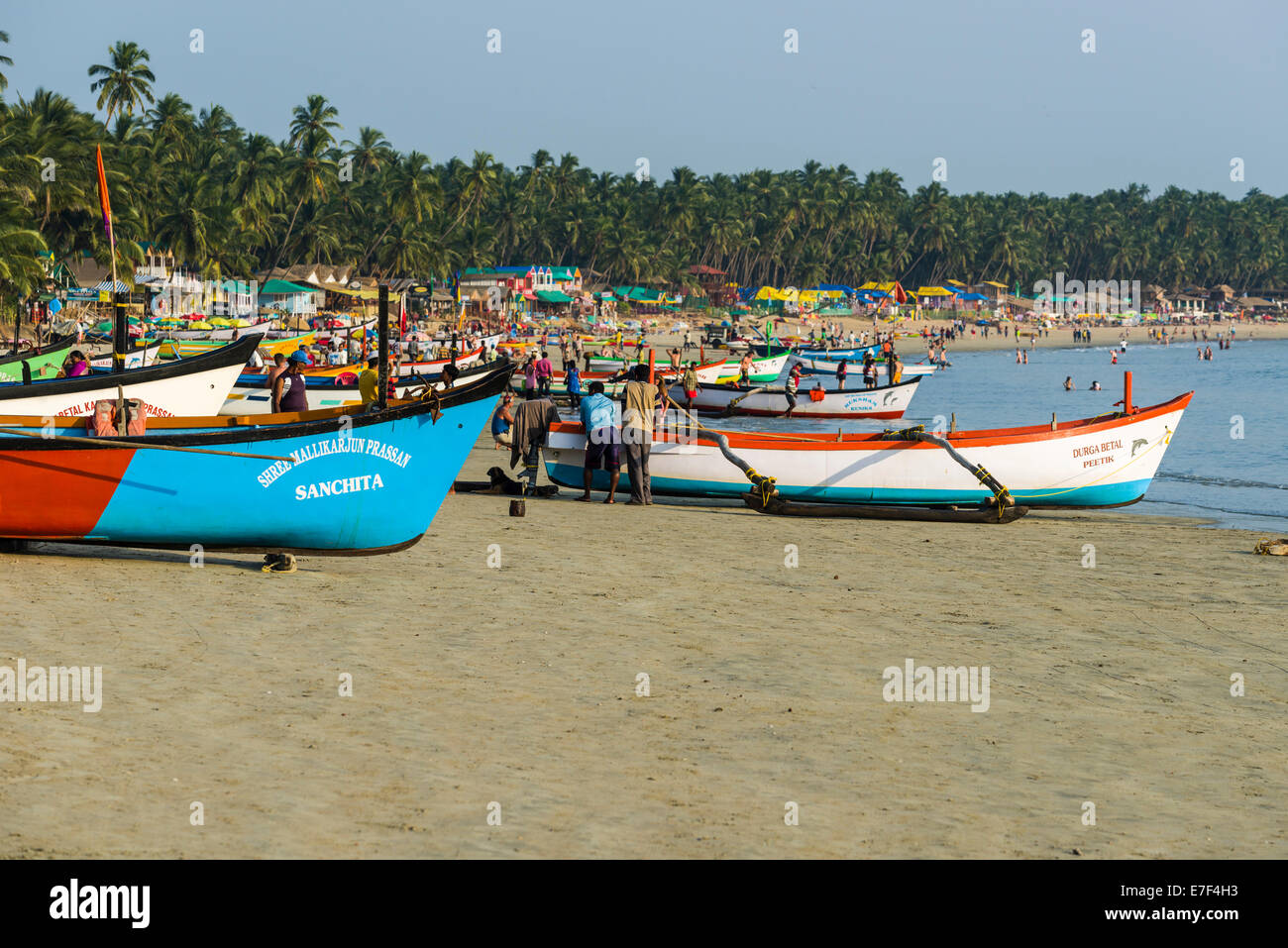 Angelboote/Fischerboote, Palolem Beach, Canacona, Goa, Indien Stockfoto