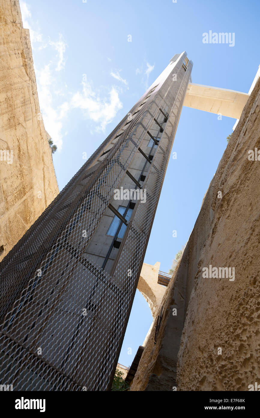 Barrakka Aufzug zu den oberen Gärten von Barrakka Valletta Stockfoto