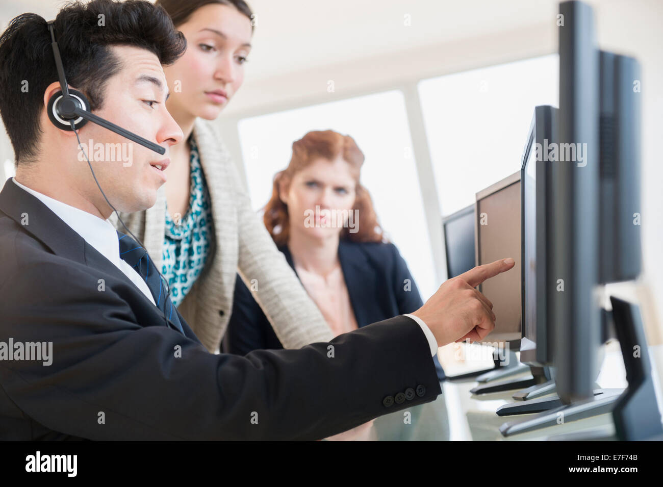 Business-Leute reden in treffen Stockfoto