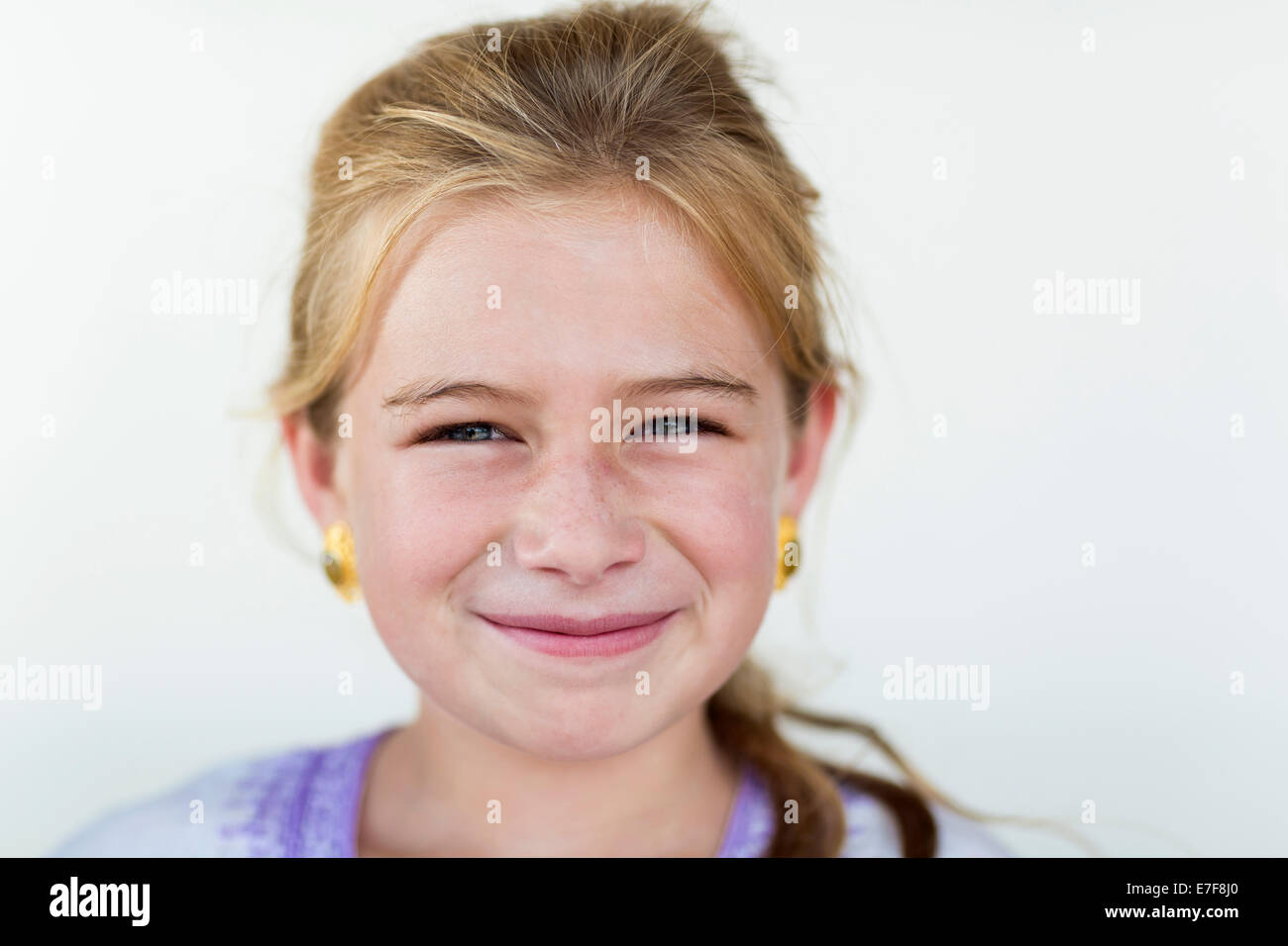 Kaukasische Mädchen lächelnd Stockfoto
