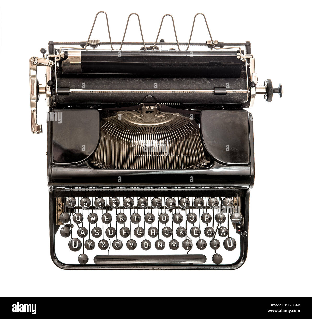 Alte Schreibmaschine isoliert auf weißem Hintergrund. Antikes Objekt. Ansicht von oben Stockfoto