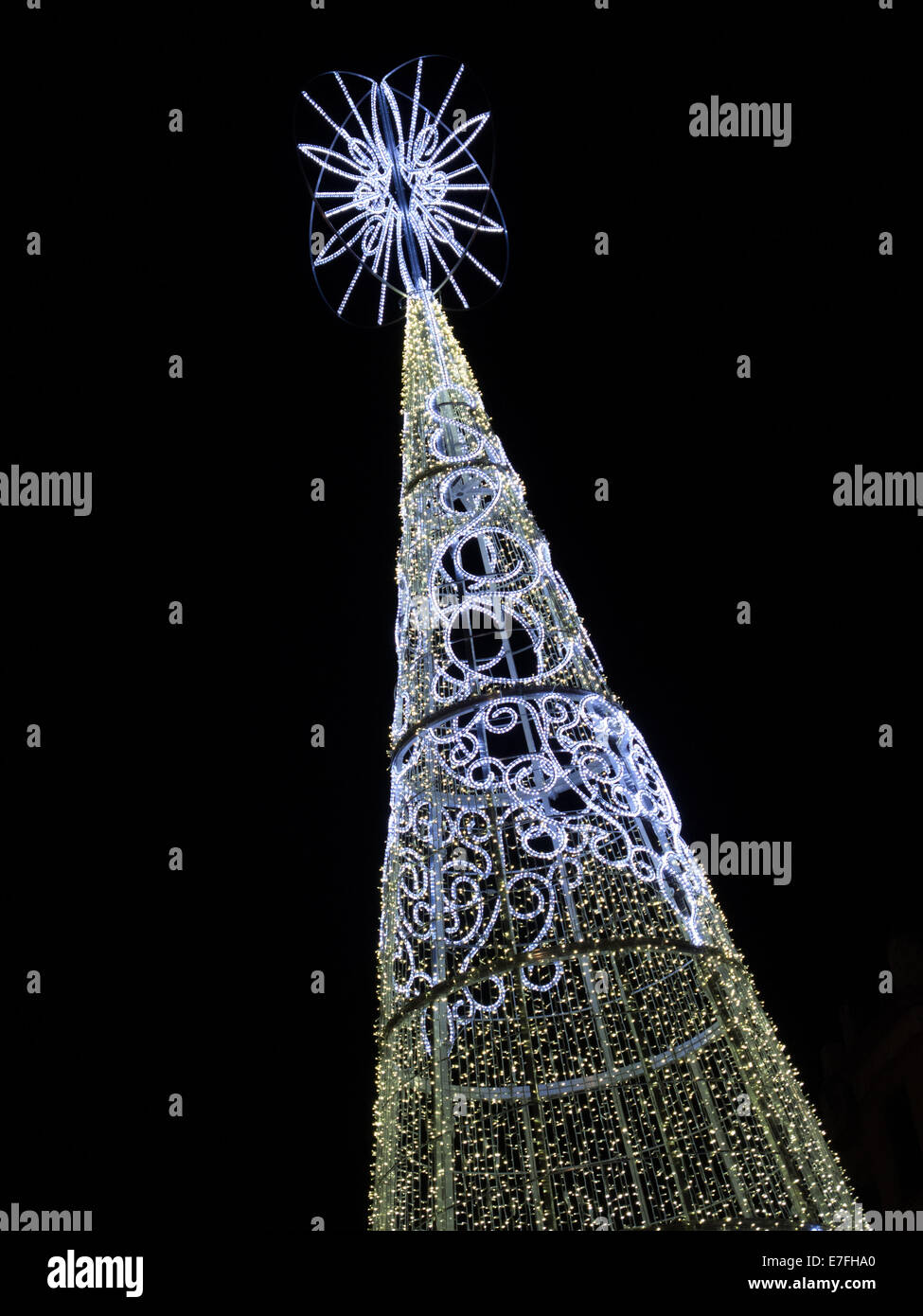 Weihnachtsschmuck in Malaga Stockfoto