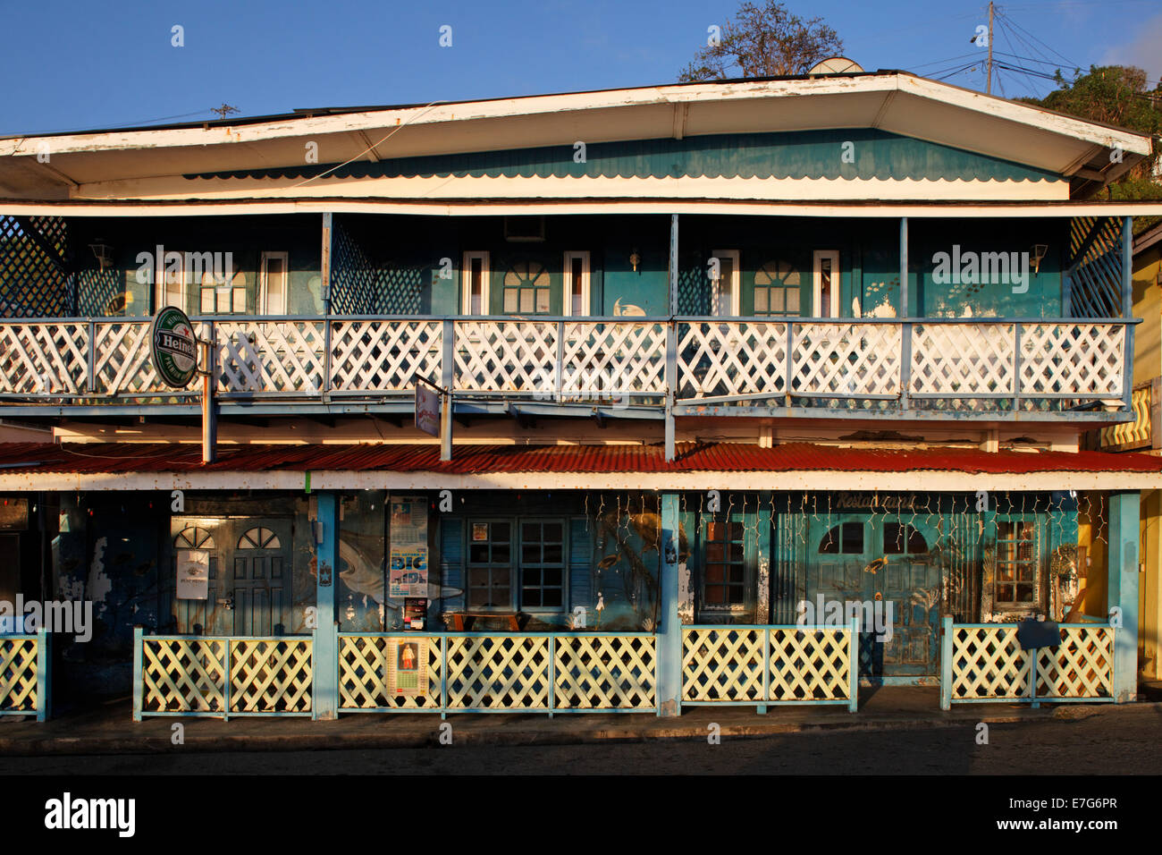 Traditionelles Haus, Windward Road, Speyside, Tobago, Trinidad und Tobago Stockfoto