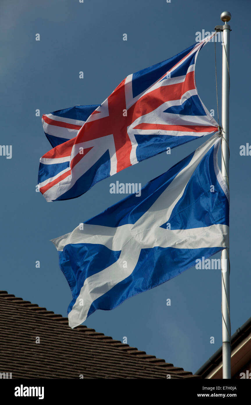 Union jack und schottischer saltire Stockfotos und bilder Kaufen Alamy