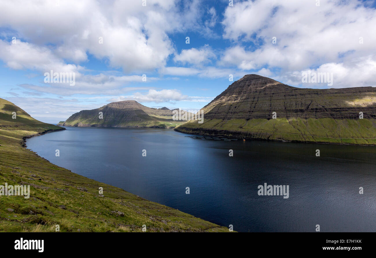 Fjord auf Viday, Färöer Inseln, Stockfoto