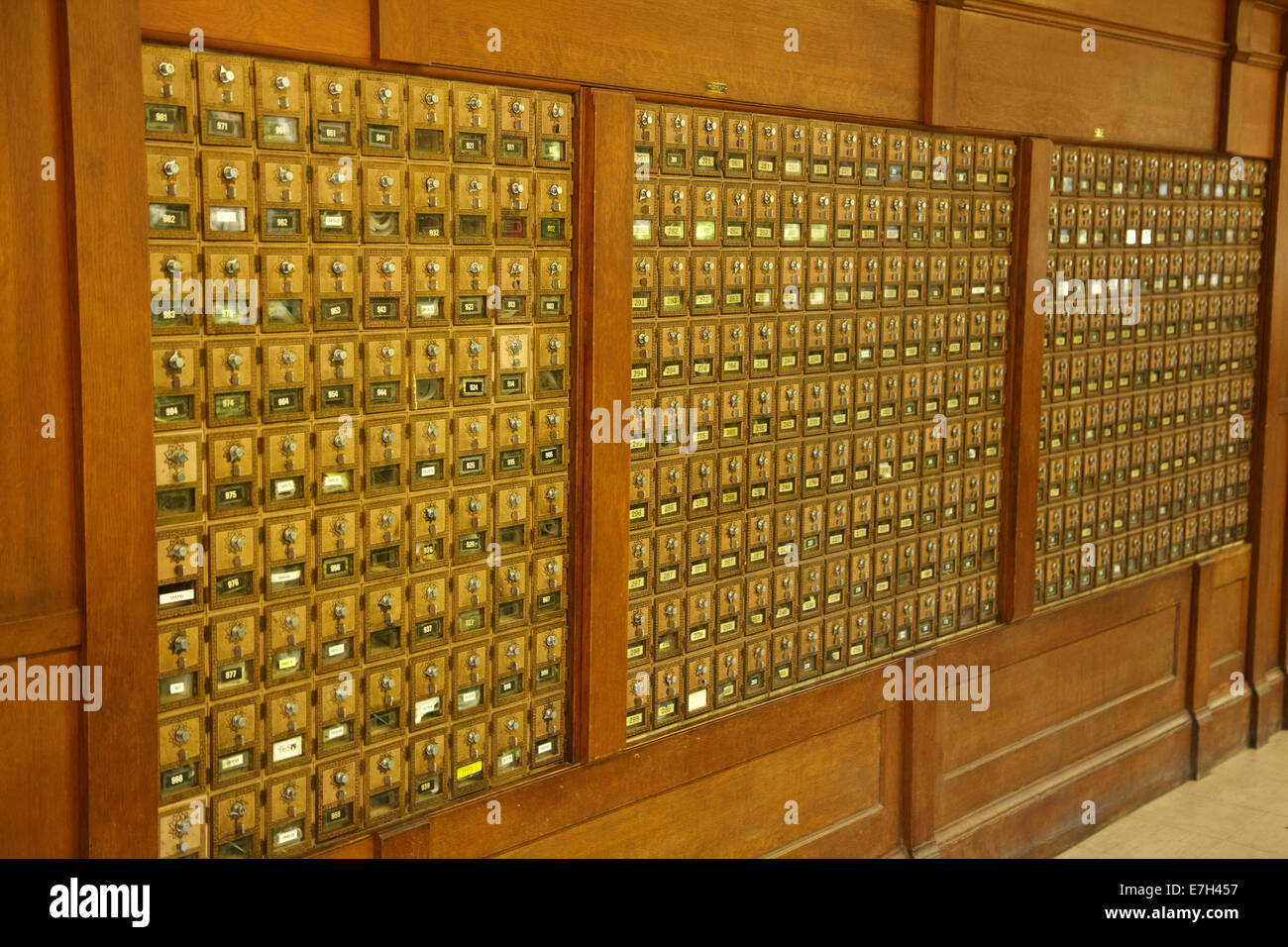 Post Boxen im historischen Postamt, Yosemite Village, Yosemite-Nationalpark, Kalifornien, USA Stockfoto