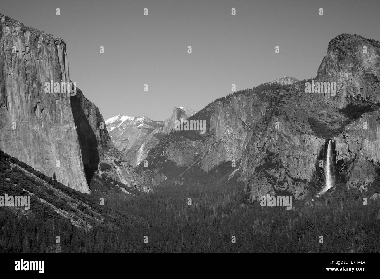 El Capitan, Yosemite Valley, Half Dome und Bridalveil Fall, gesehen vom Tunnel View, Yosemite-Nationalpark, Kalifornien, USA Stockfoto