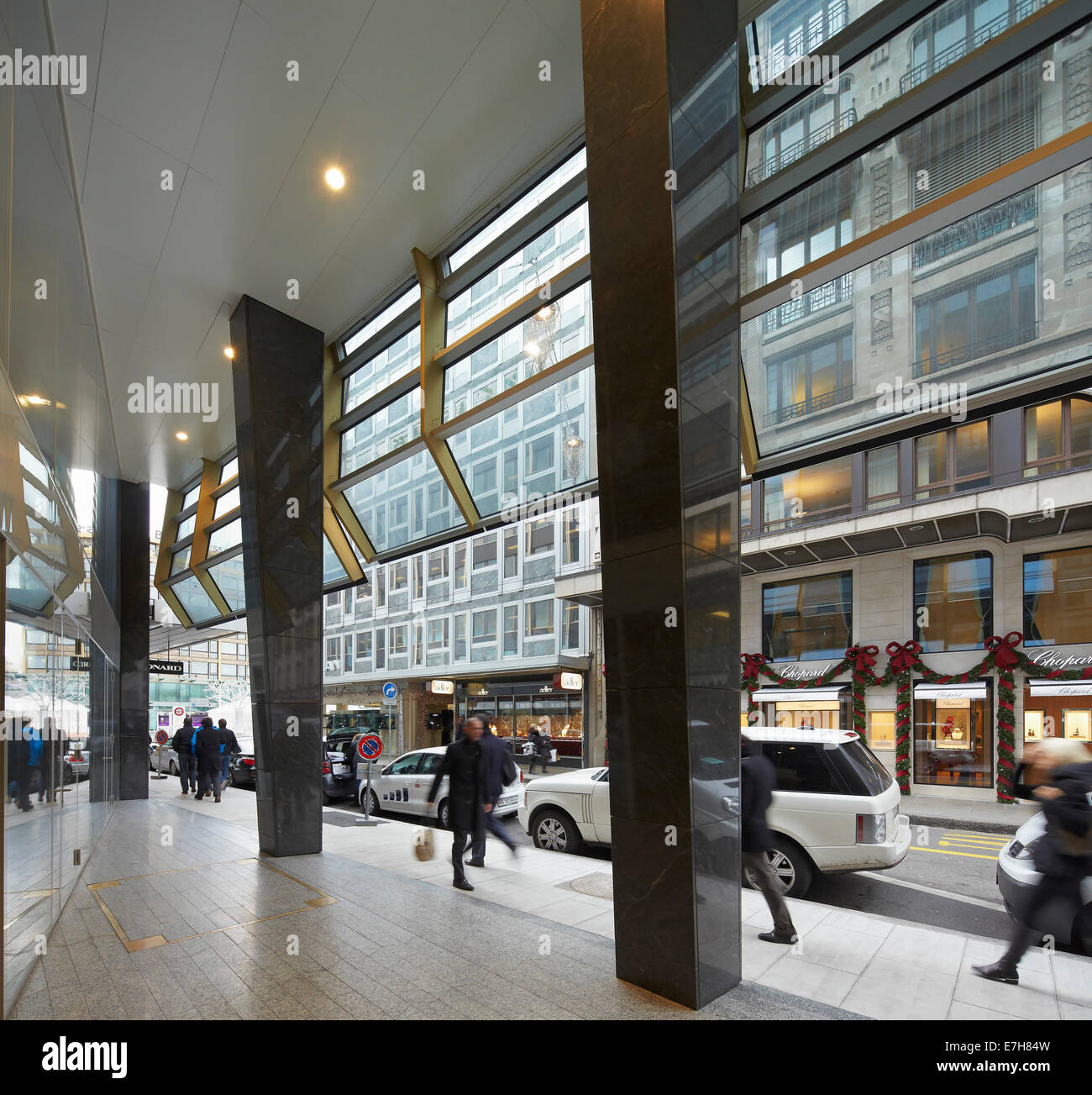 42 rue du Rhône in Genf, Schweiz. Architekt: Sheppard Robson, 2012. Stockfoto