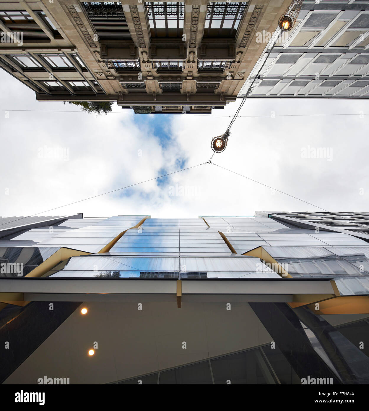 42 rue du Rhône in Genf, Schweiz. Architekt: Sheppard Robson, 2012. Stockfoto