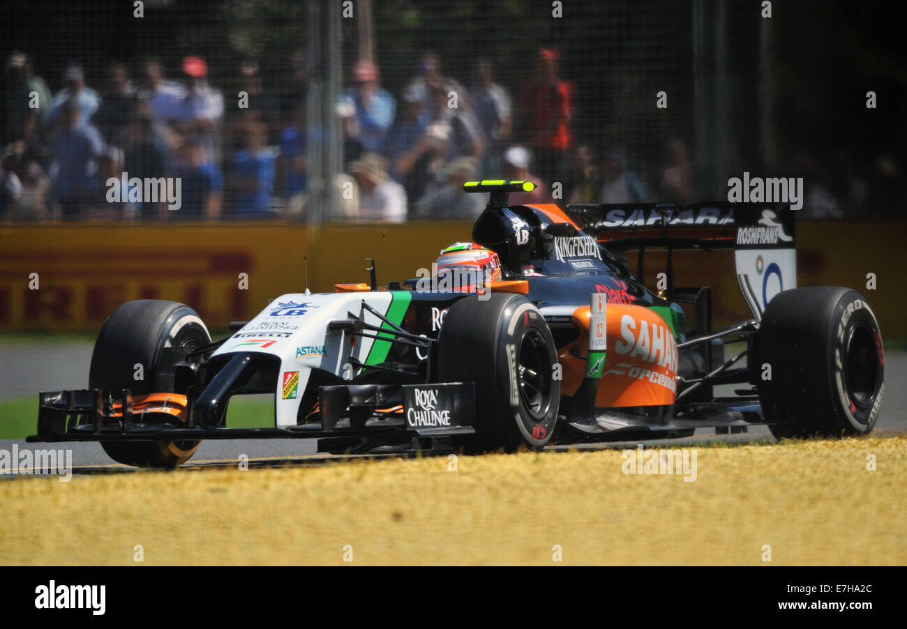 Die neue Generation Turbo aufgeladenen Hybrid-Rennwagen der Formel 1-Rennen zum ersten Mal mit Australien: Atmosphäre wo: Melbourne, Australien als: 16. März 2014 Stockfoto