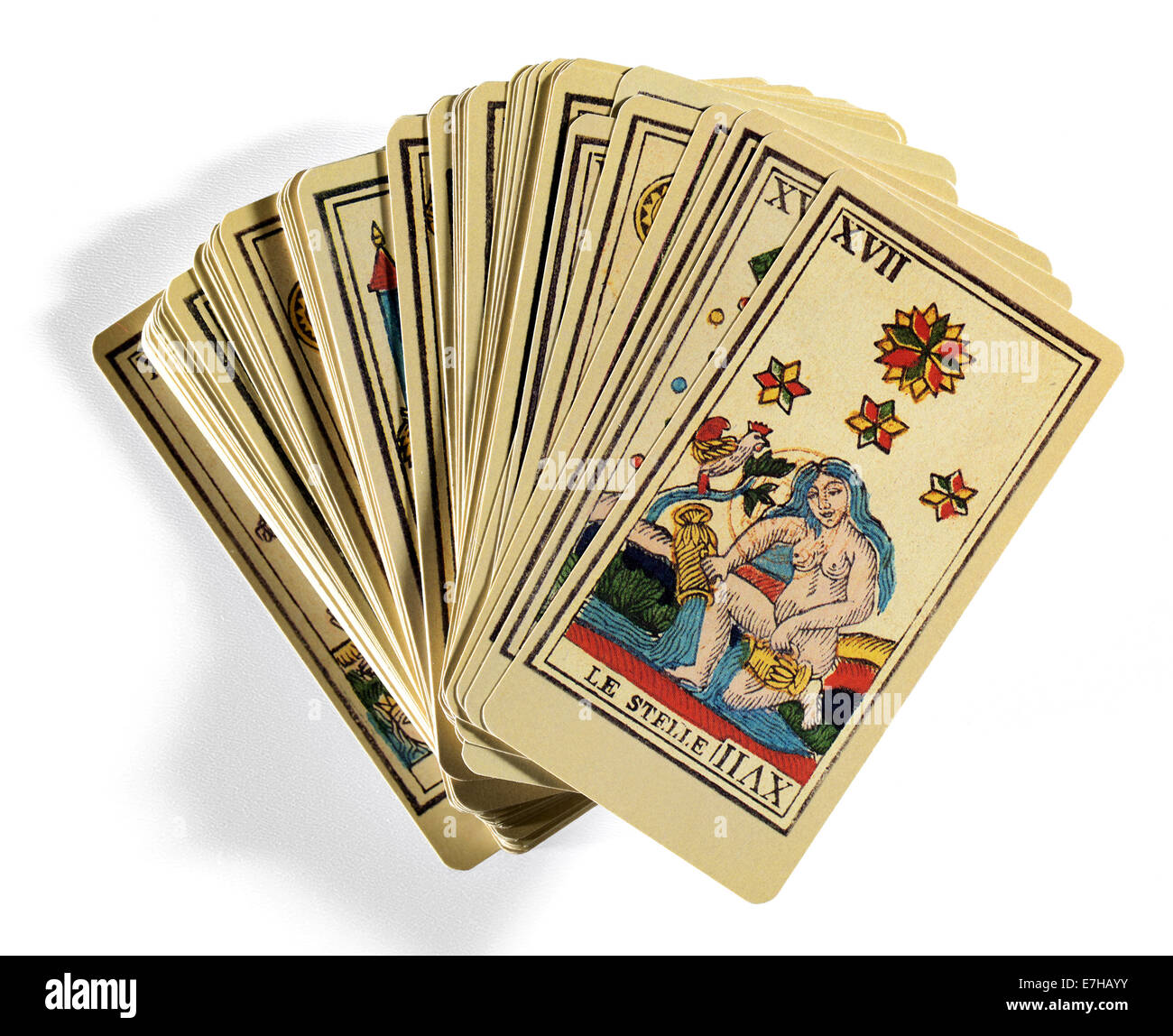 Tarot-Karten auf weißem Hintergrund Stockfoto