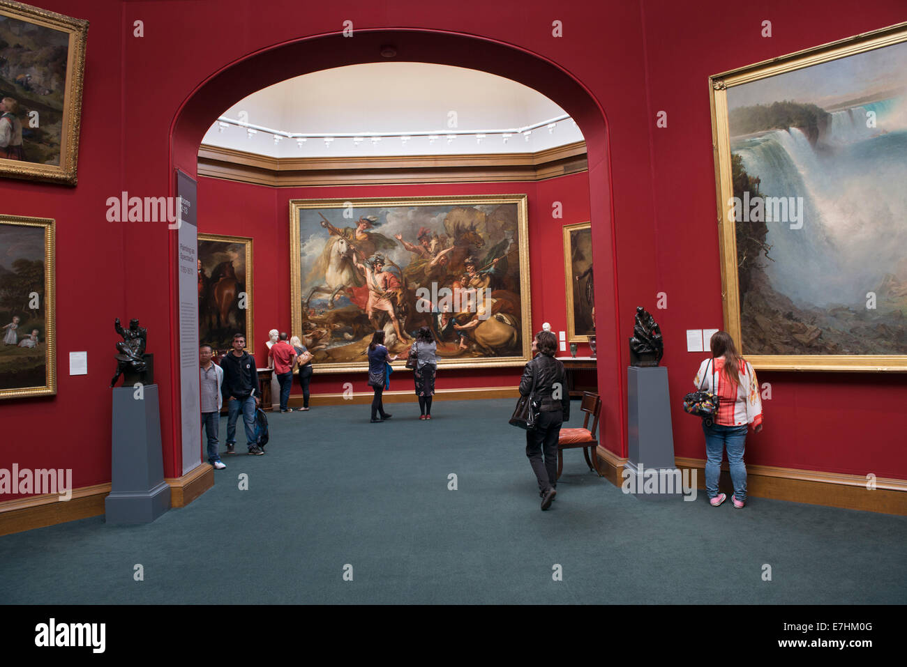 National Gallery of Scotland.  Größte Gemälde im Center, gemalt von Benjamin West, Alexander III. von Schottland gerettet aus der Stockfoto