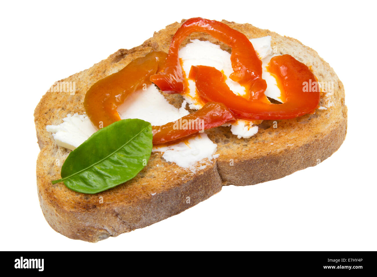 Vorspeise mit Brot und Käse isoliert auf weißem Hintergrund Stockfoto