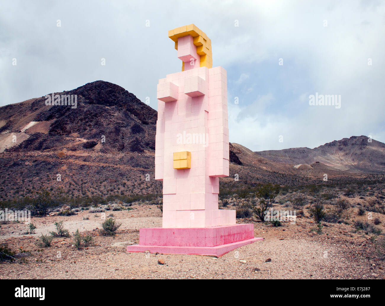 Konkrete Meerjungfrau-Statue in der Ghost Town Rhyolite Nevada Stockfoto