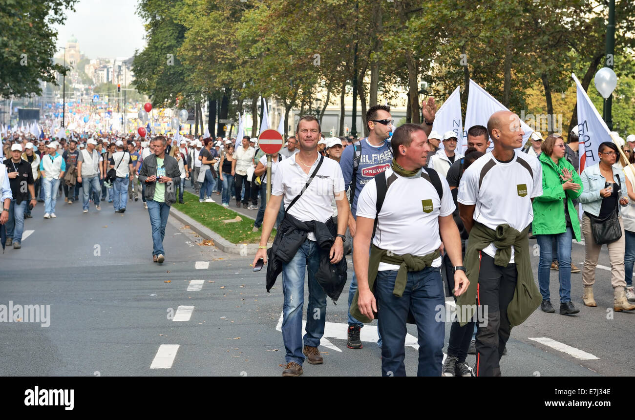 Brüssel, Belgien-SEPTEMBER 18, 2014: Belgische Polizei demonstriert gegen Änderungen im Vorsorgereglement Stockfoto