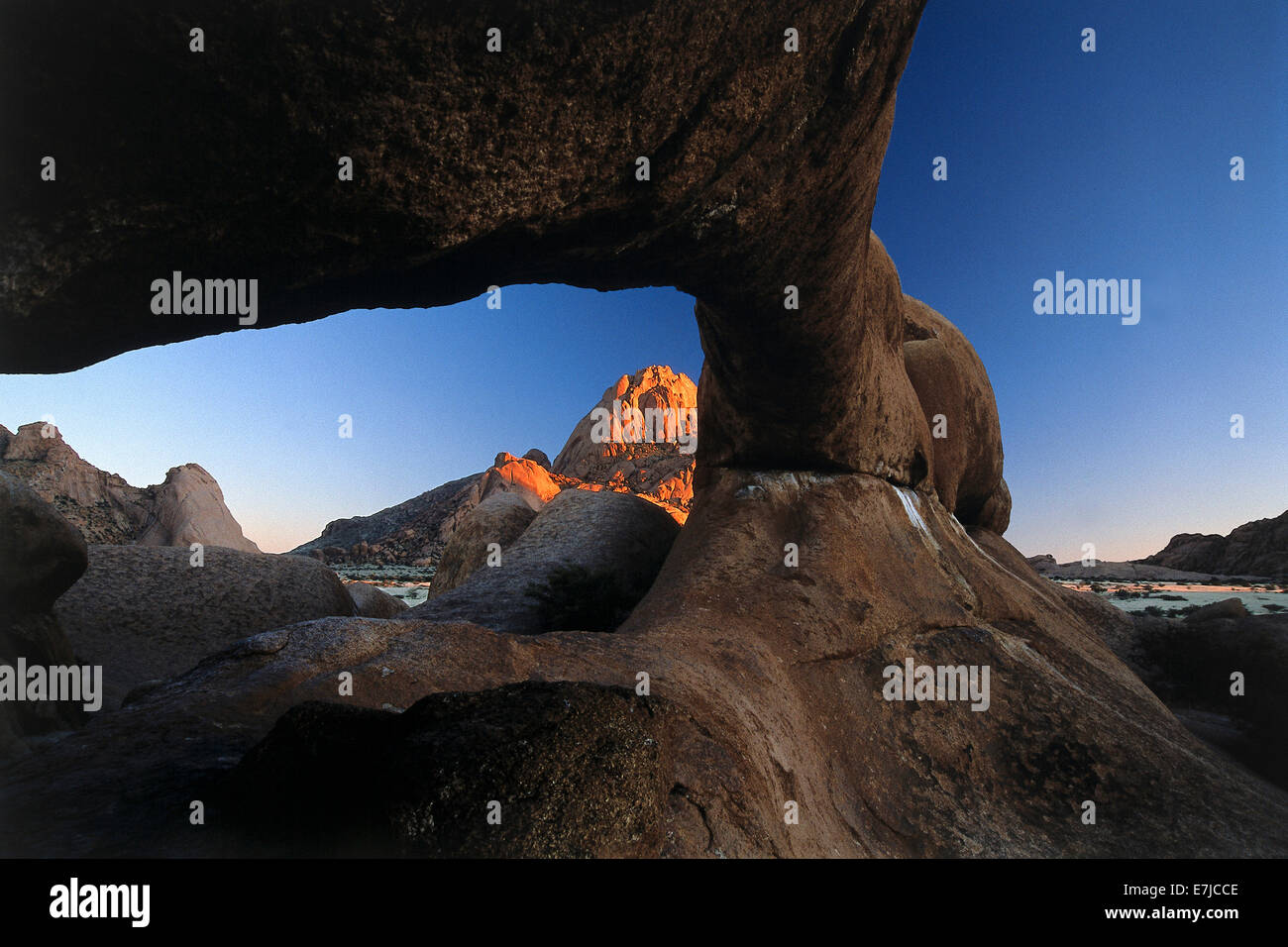 Afrika, Klippe, Namibia, Sonnenaufgang, Spitzkoppe, Felsbogen, Stockfoto