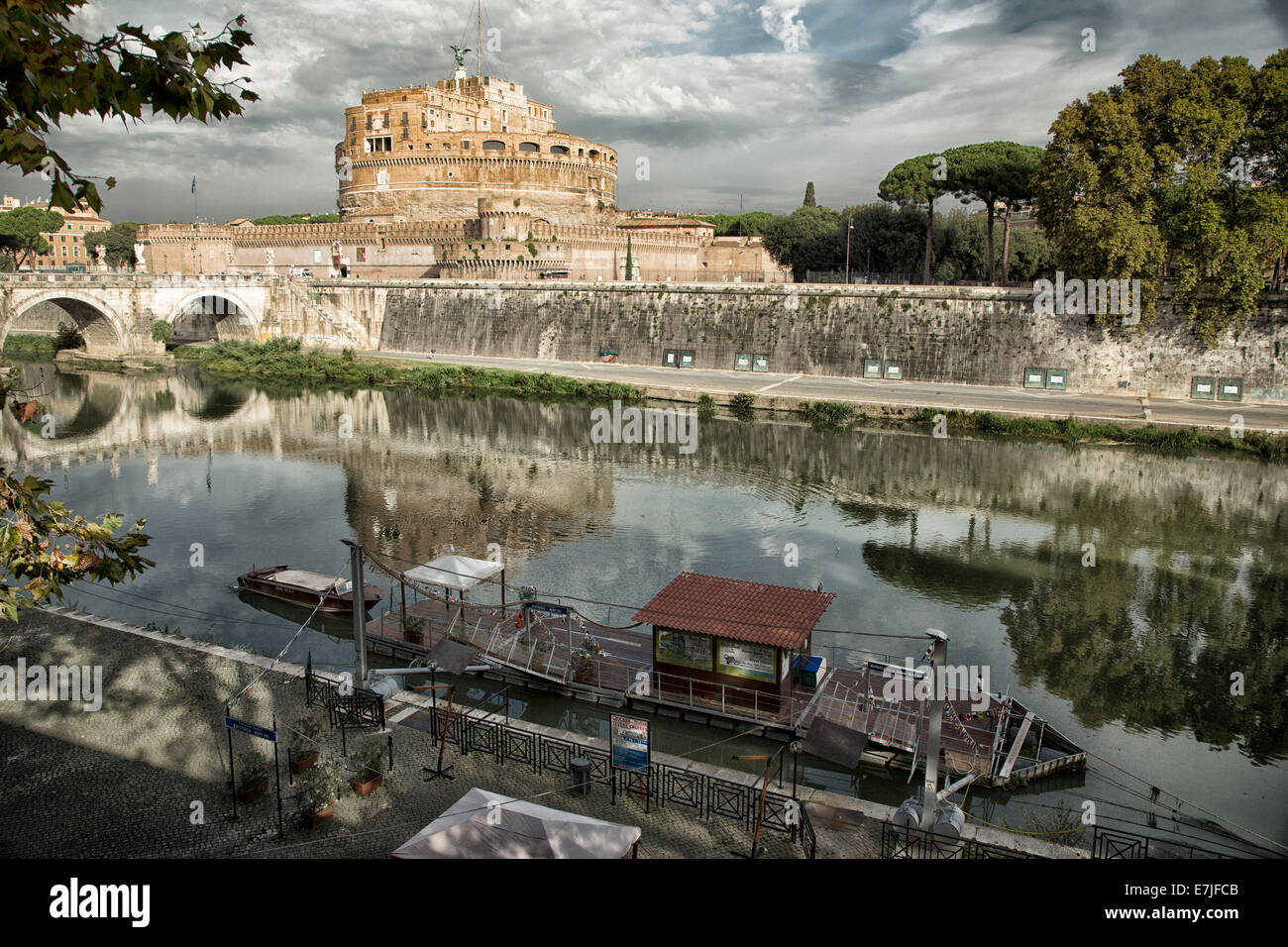 Antike, Brücke, Engels-Brücke, Engels Burg, Engelsburg, Kapital, Italien, Europa, Rom, Reflexion, Tiber Stockfoto